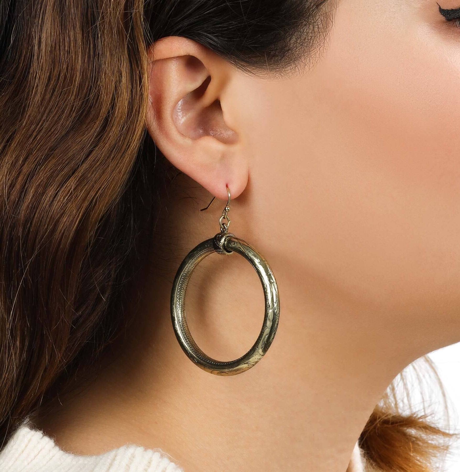 1928 Jewelry Etched Vine Motifs Large Gold Hoop Earrings