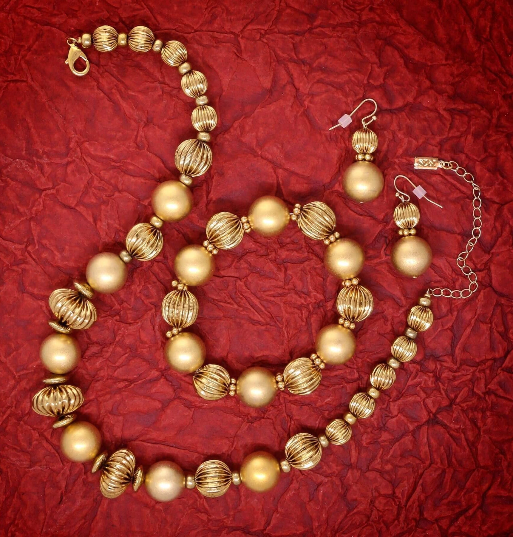 1928 Jewelry Satin Gold Corrugated Bead Necklace 16" + 3" Extension