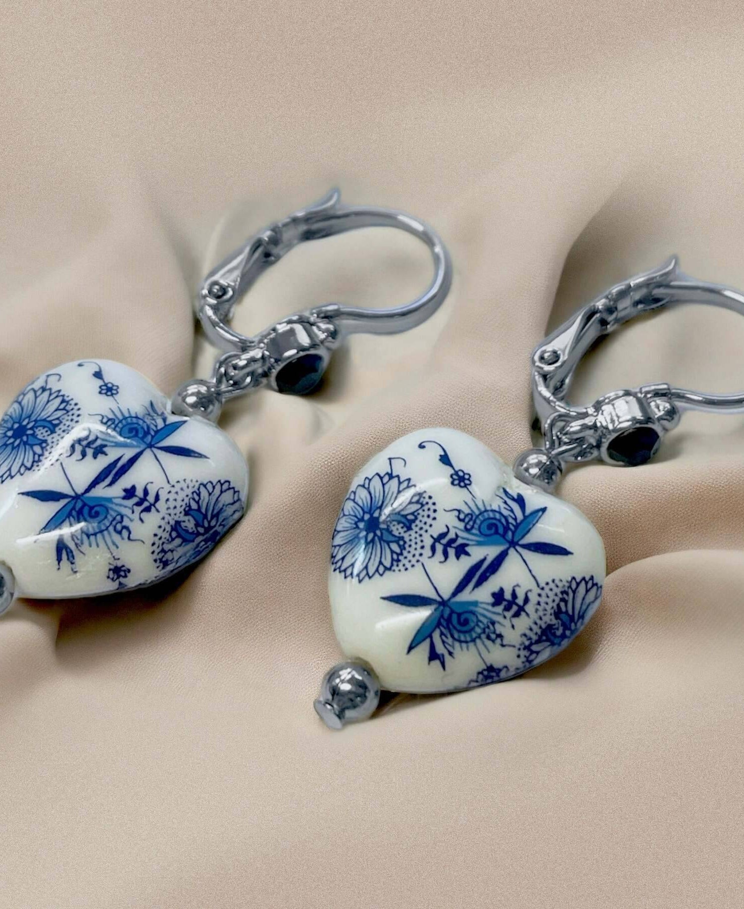 1928 Jewelry Blue Willow Blue Stone Heart Drop Earrings