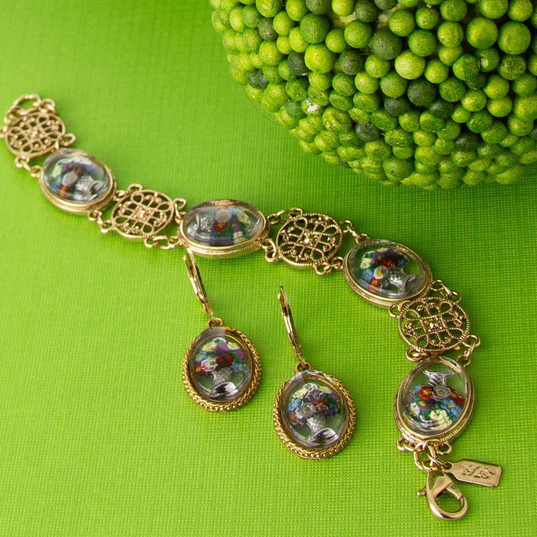 1928 Jewelry Meso Round Intricate Filigree & Mixed Flower Bouquet German Glass Link Bracelet