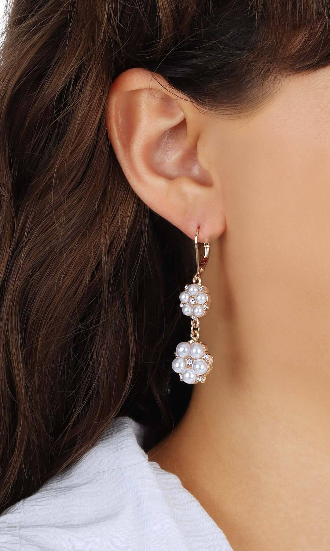 1928 Jewelry Crystal Star Flower White Faux Pearl Dangling Earrings