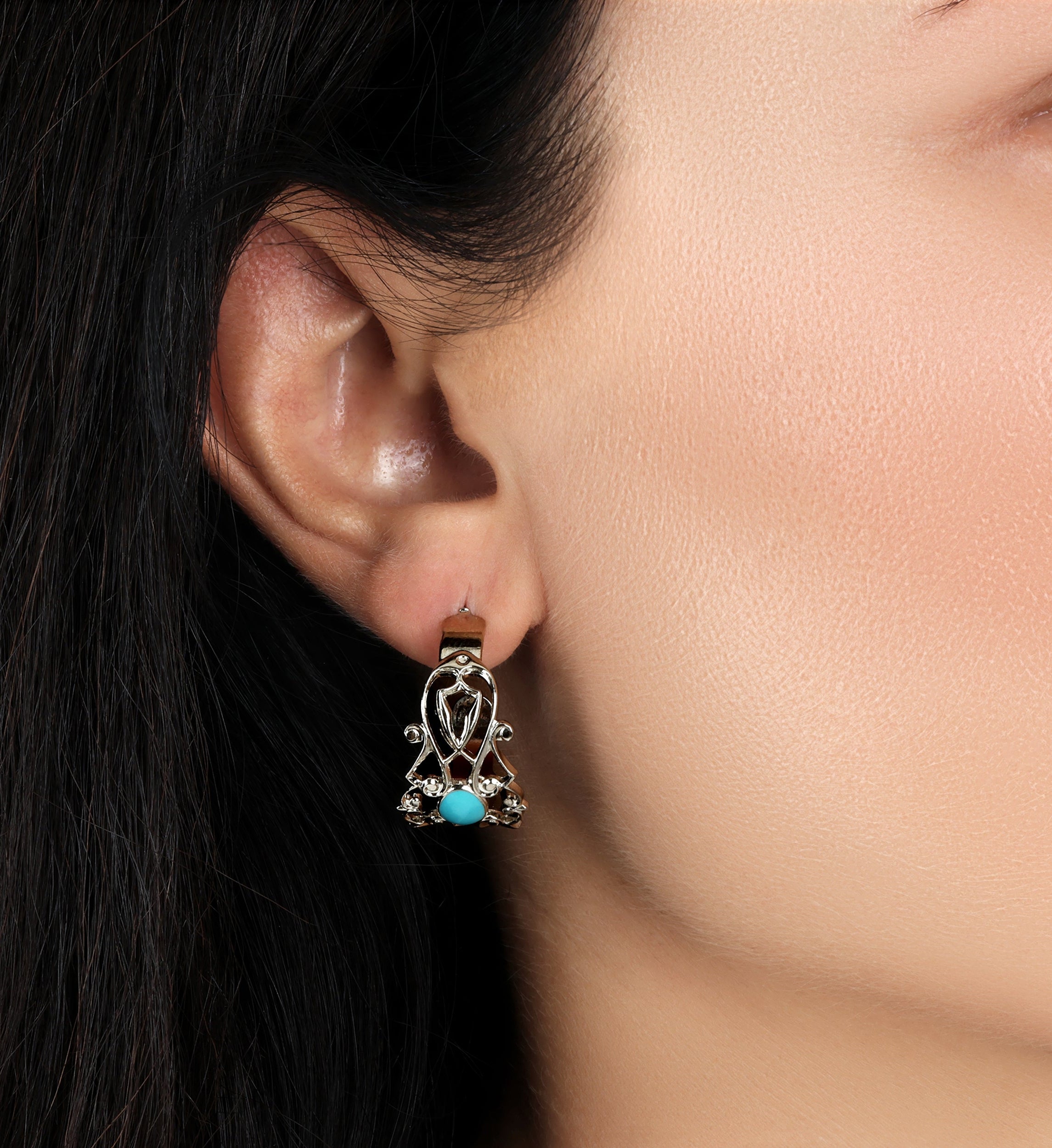 1928 Jewelry Filigrane Classique Oval Enamel Post Hoop Earrings