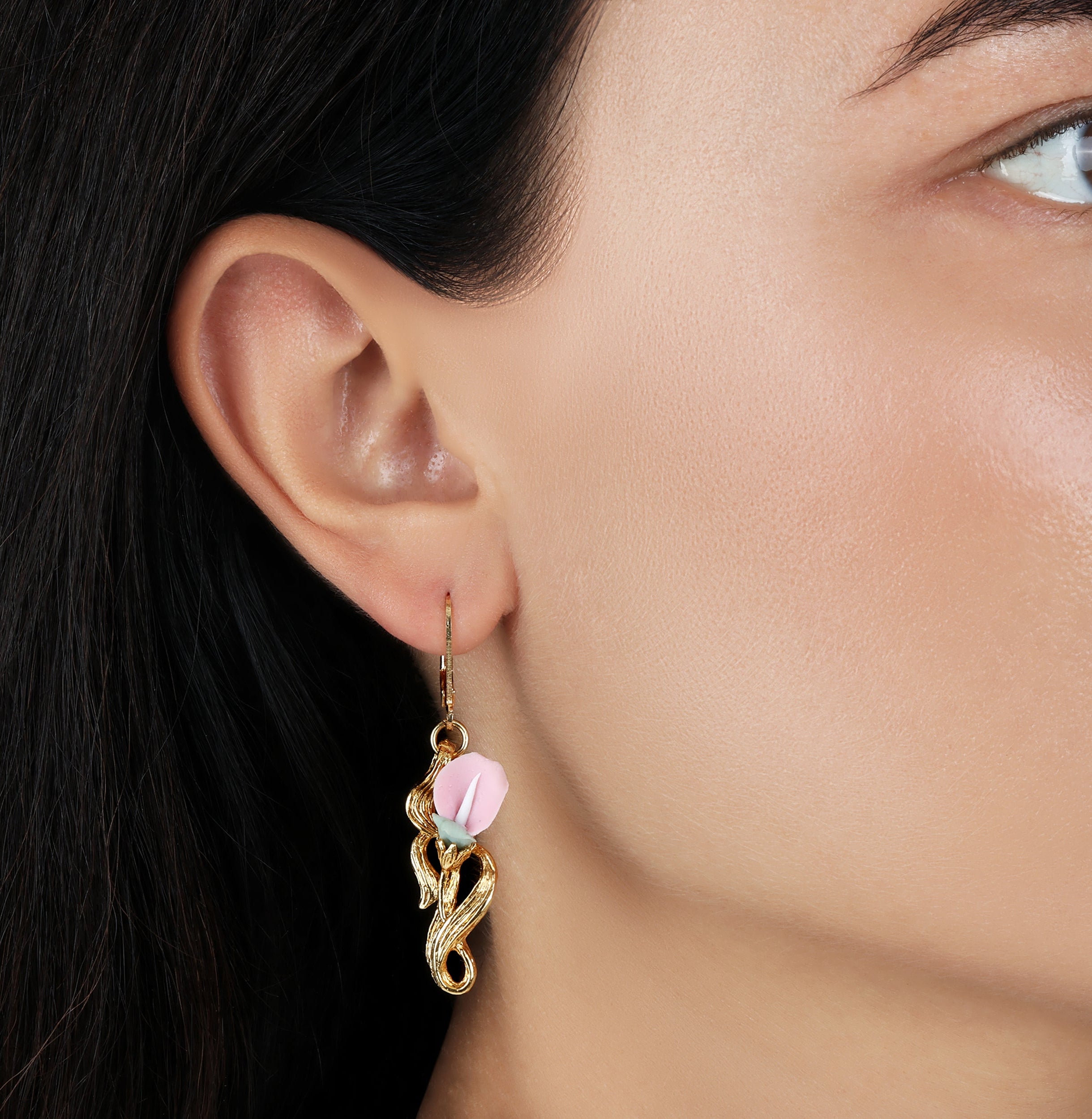 1928 Jewelry Pink Porcelain Rosebud Drop Earrings