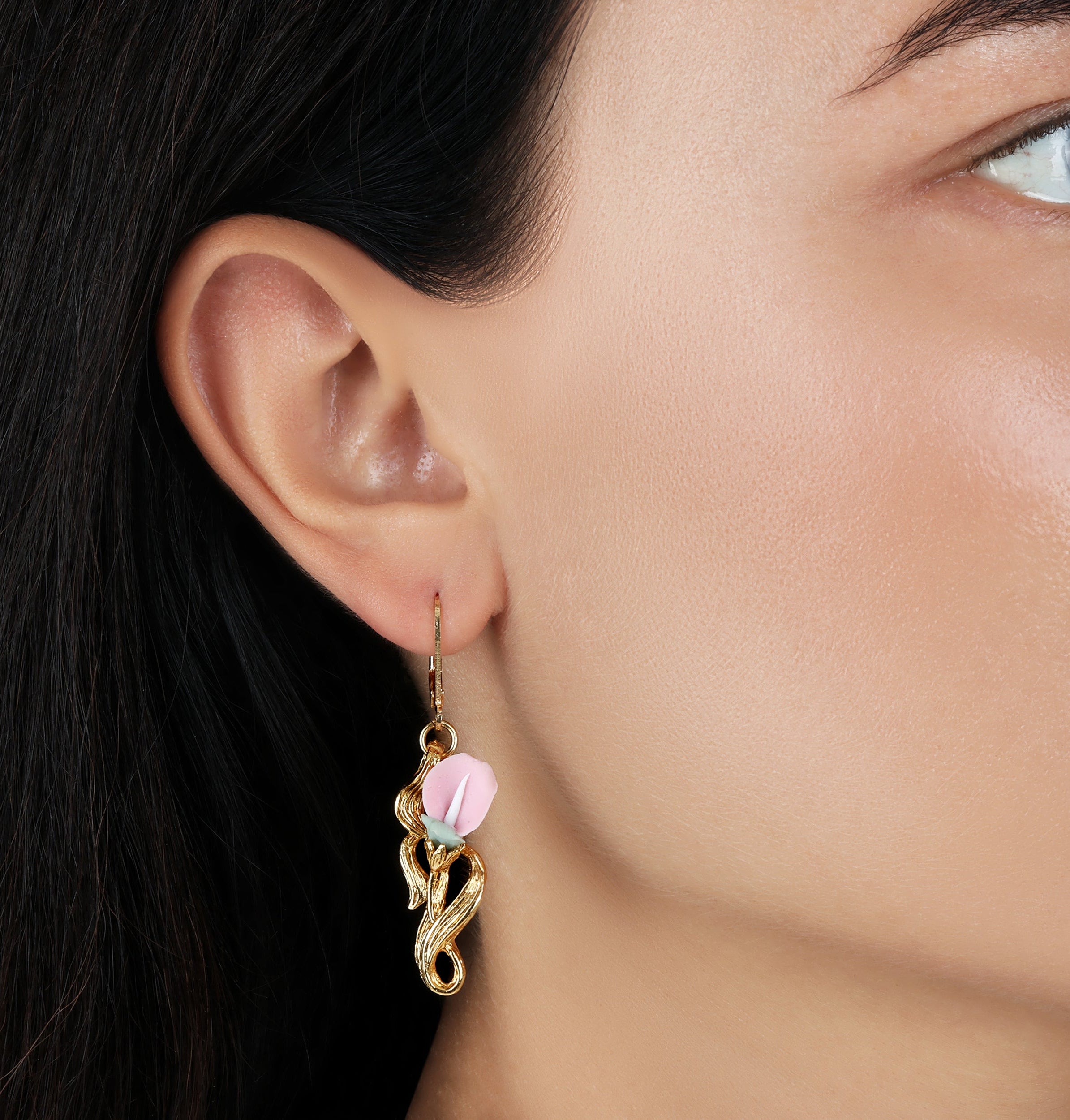 1928 Jewelry Pink Porcelain Rosebud Drop Earrings