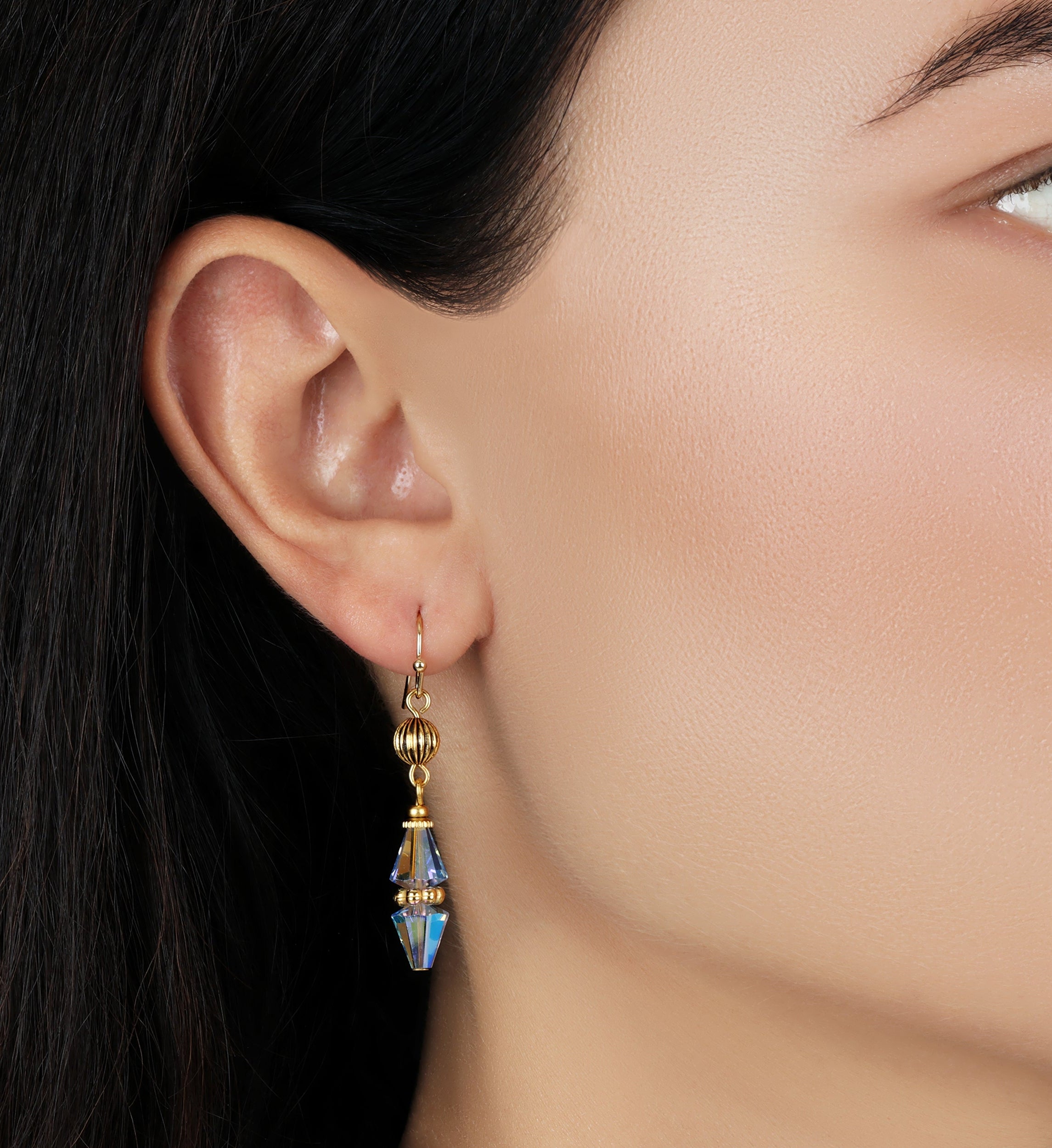 1928 Jewelry Glass Teardrop Crystal Beaded Dangling Earrings