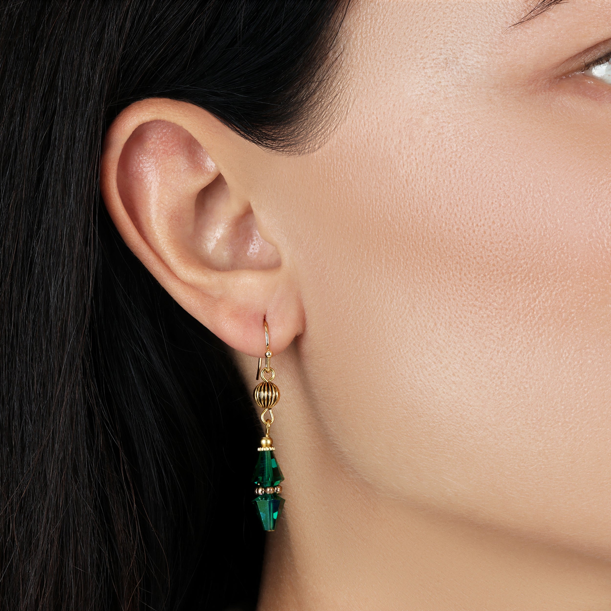 1928 Jewelry Glass Teardrop Crystal Beaded Dangling Earrings