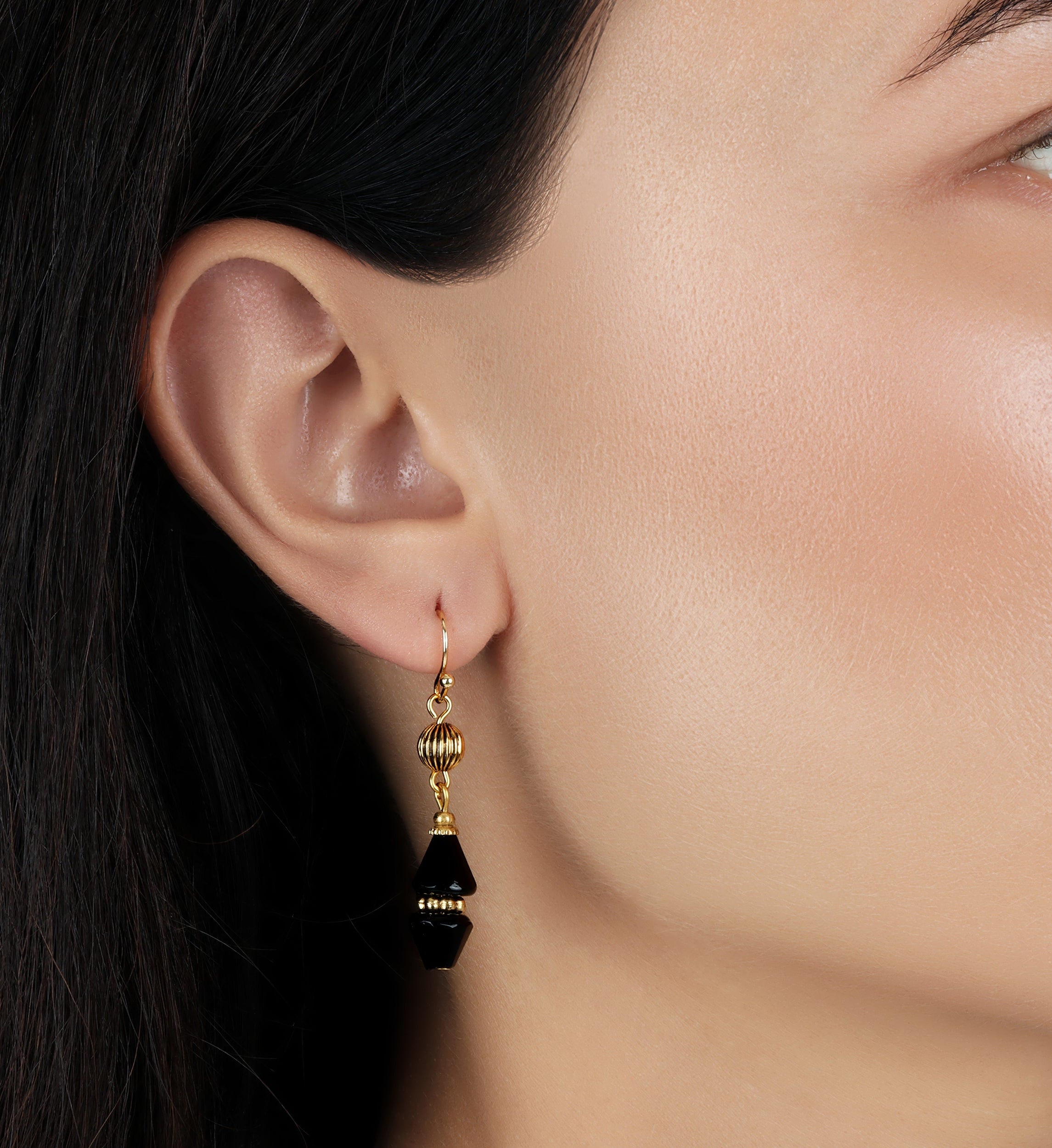 1928 Jewelry Glass Teardrop Crystal Beaded Dangling Earrings