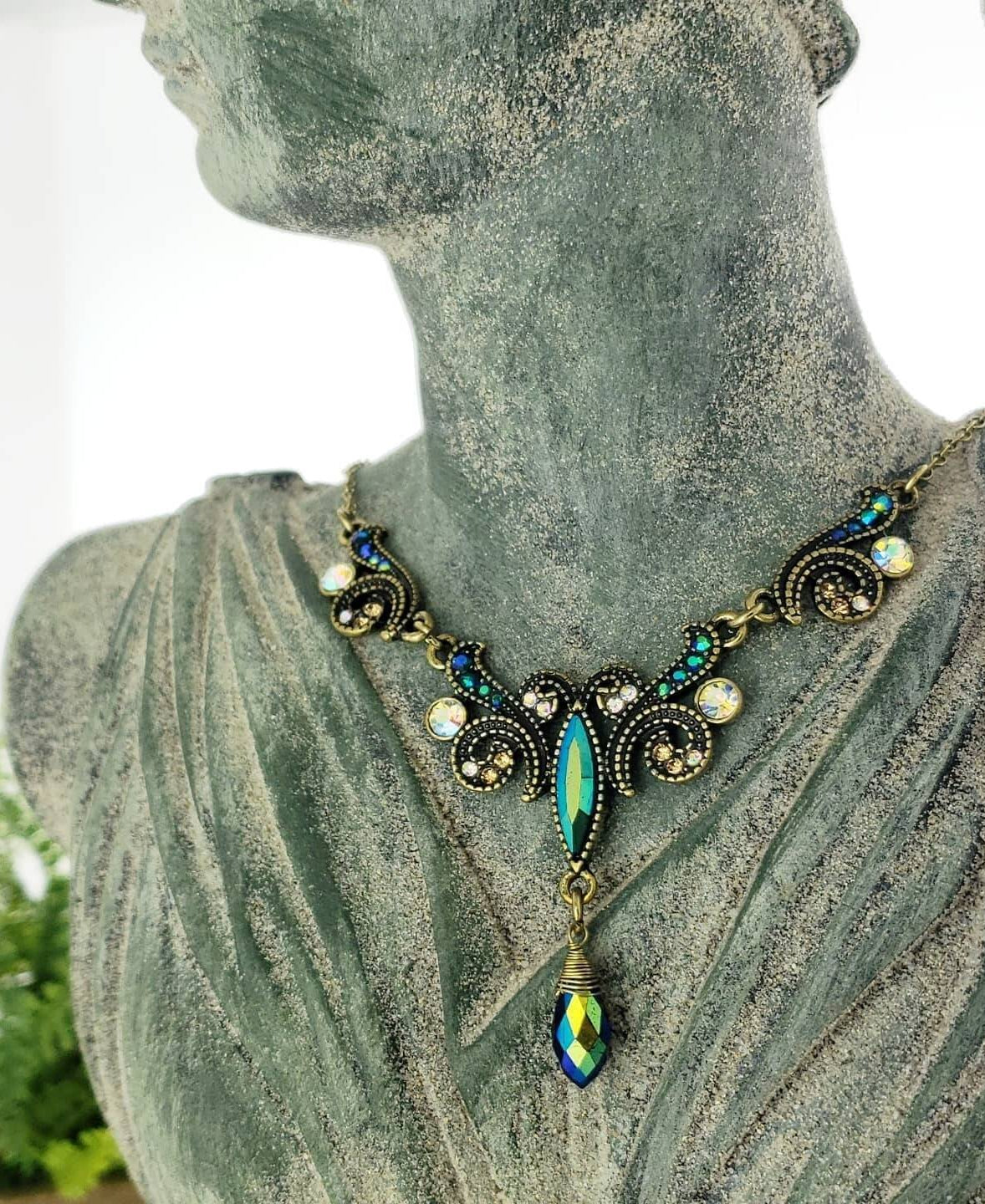 1928 Jewelry Peacock Plumage Art Nouveau Style Multi AB Glass Stone Drop Pendant Necklace 16" + 3" Extender