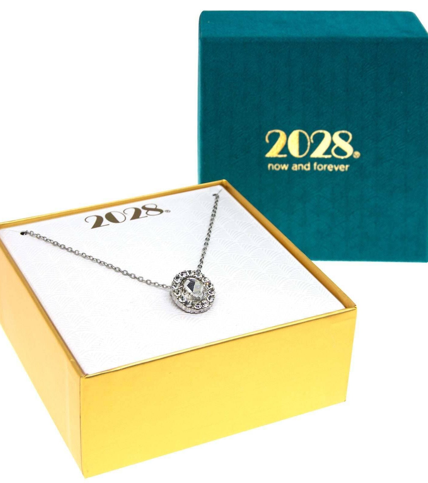 2028 Jewelry Crystal Oval Pendant Necklace 16" + 3" Extender