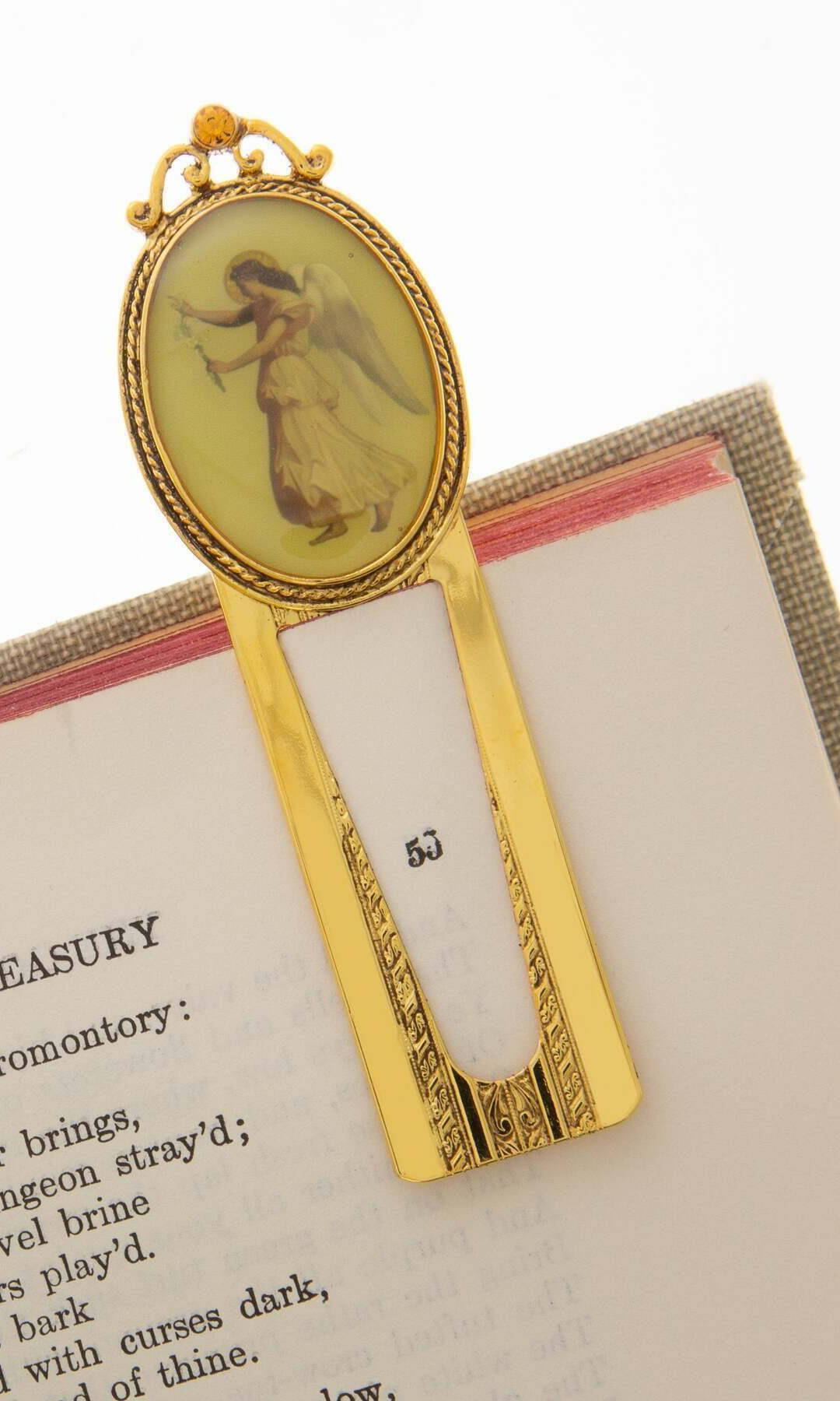 Symbols Of Faith Angel With Daisy Flowers Bookmark