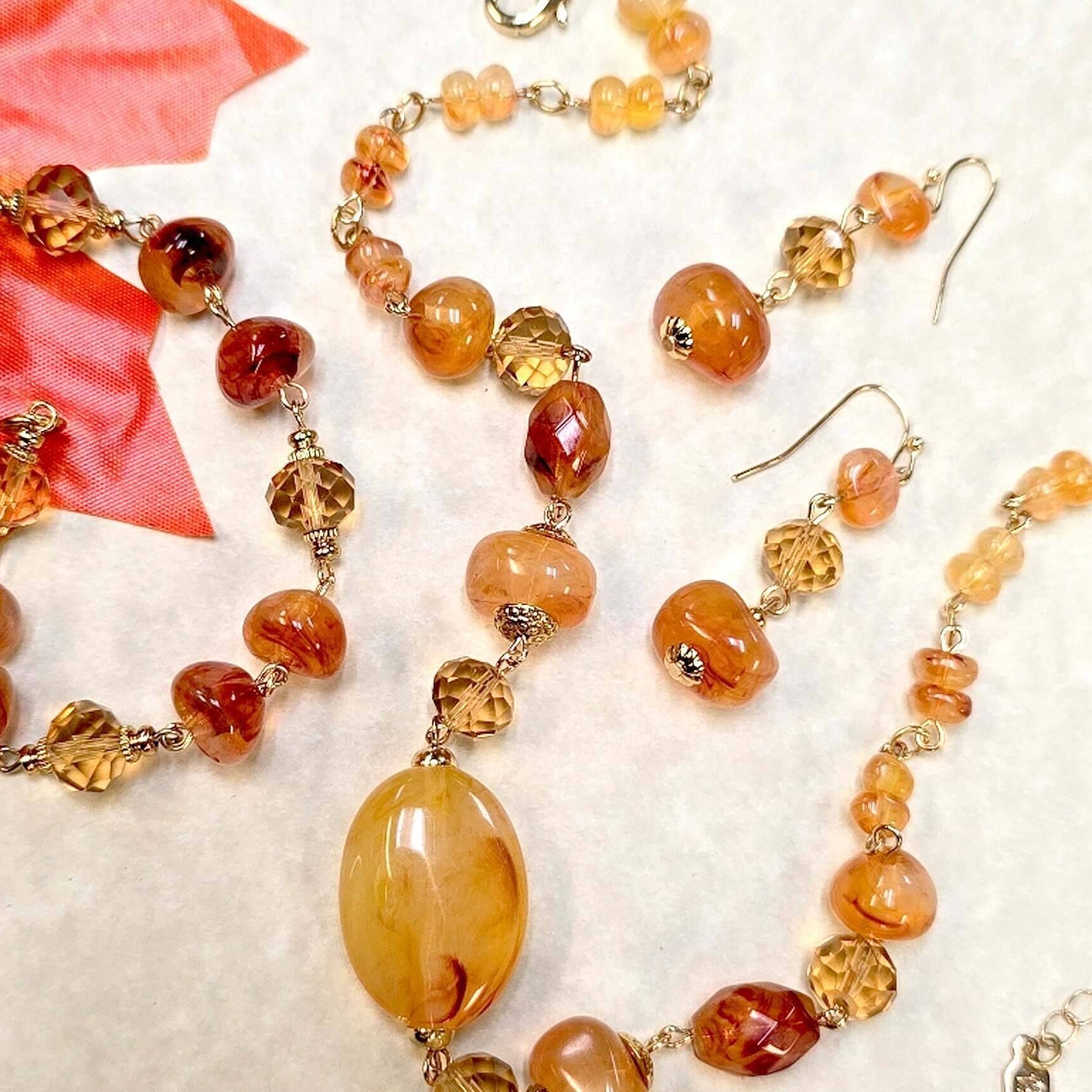 1928 Jewelry Topaz Crystals & Carnelian Marble Effect Beaded Bracelet