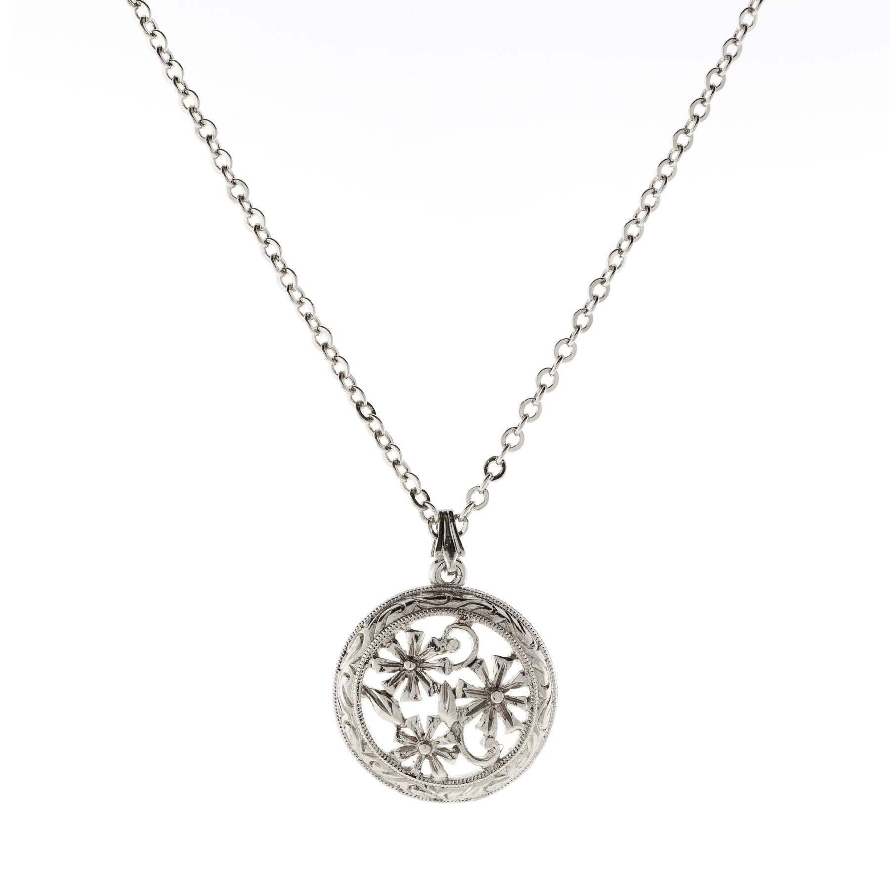 1928 Jewelry Round Floral Pendant Necklace 16" + 3" Extender