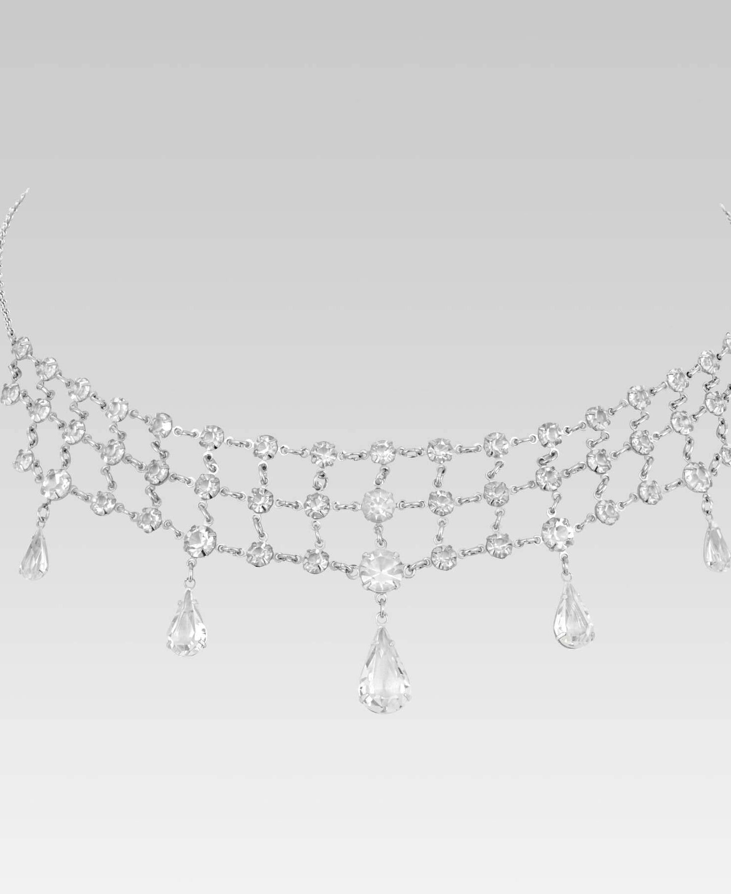 1928 Jewelry Vintage Austrian Crystal Tear Drop Necklace 15"