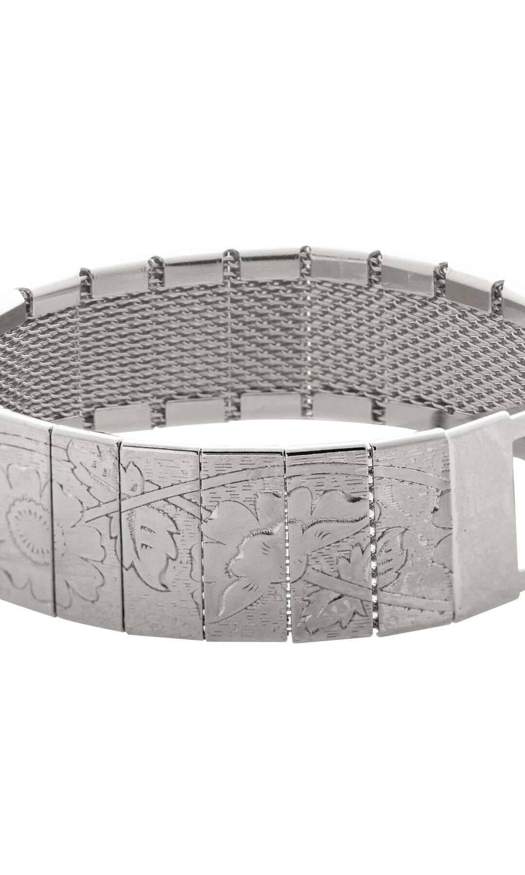 1928 Jewelry Silver Etched Floral Clasp Bracelet