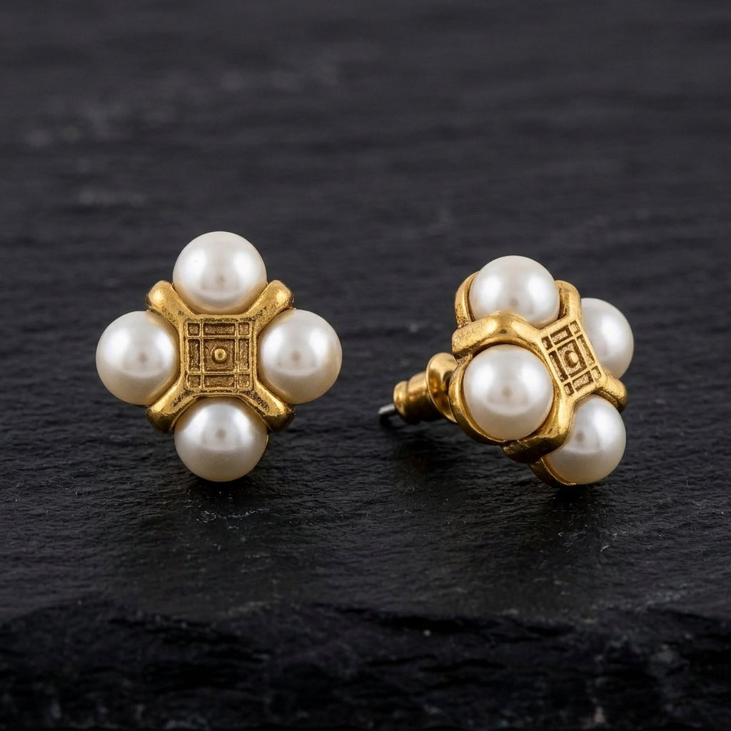 アクセサリー WHISTAR WS800 Antiquities Couture Quartet Faux Pearl Button Earrings | Imitation